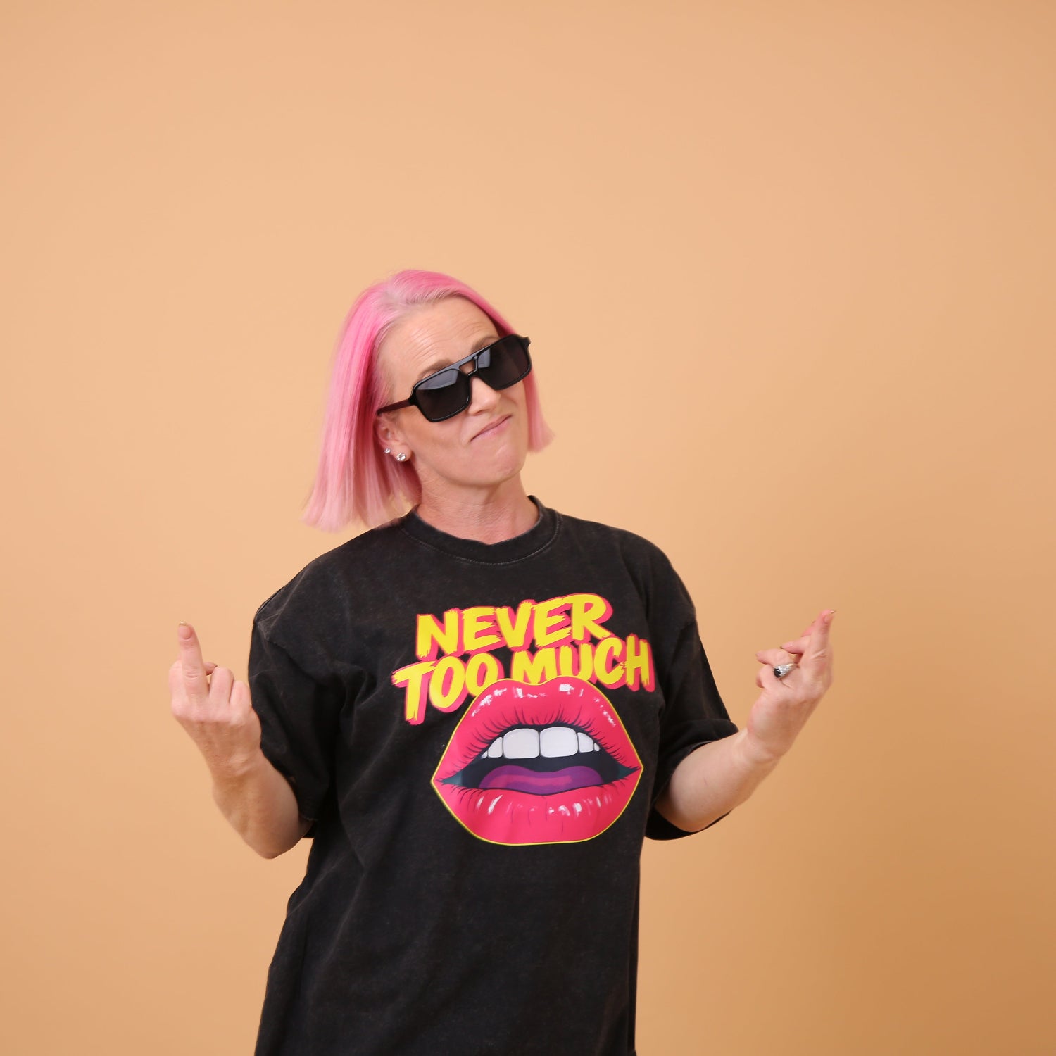 Never Too Much Black Oversize Tee